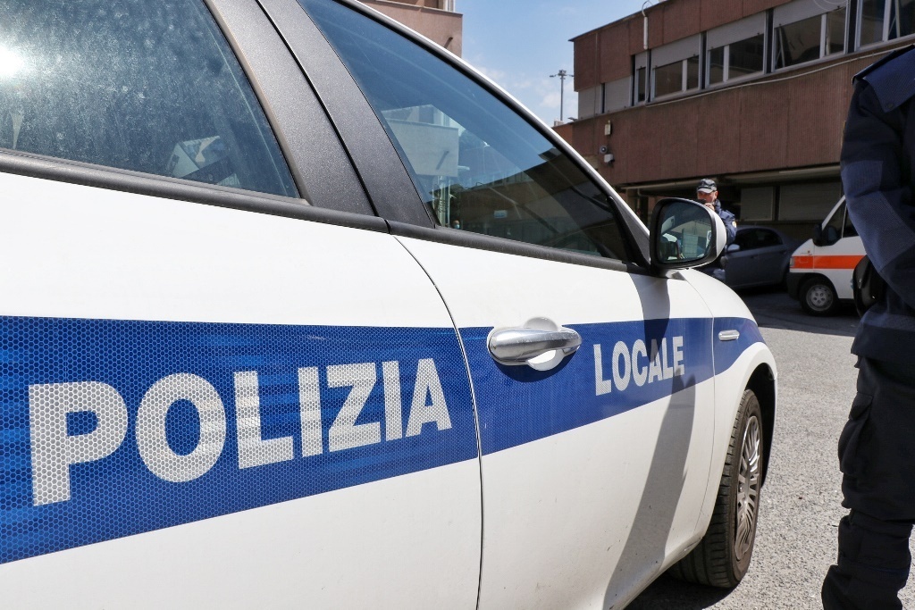 omaggio polizia municipale medici ospedali riuniti (6)