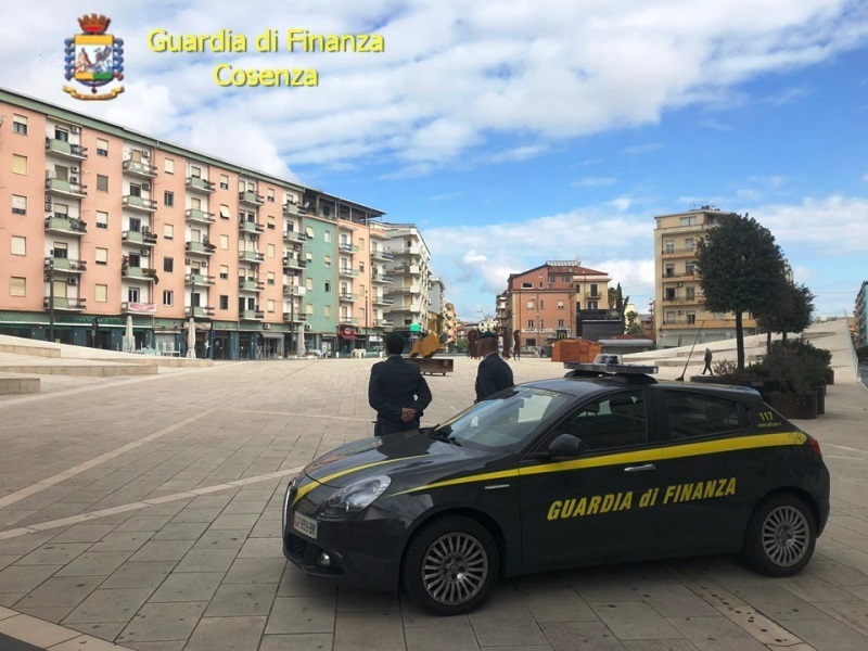 sequestro piazza bilotti cosenza