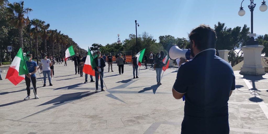 mascherine tricolori