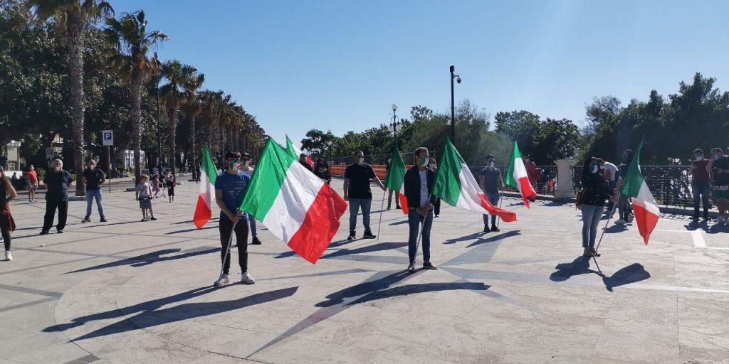 mascherine tricolori