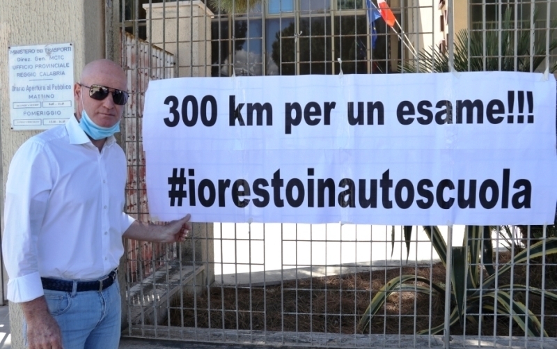 proteste autoscuole