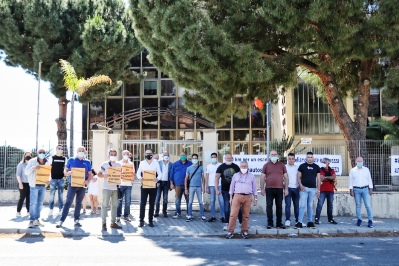 proteste autoscuole