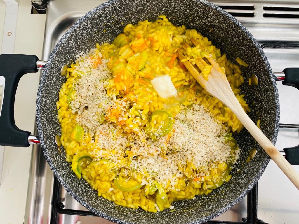 Le Ricette di Stretto Risotto ai fiori di zucca e zafferano