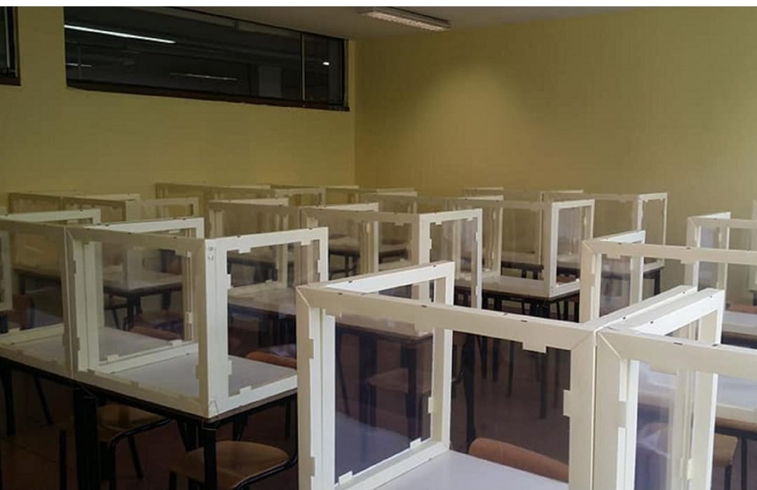 scuola plexigas
