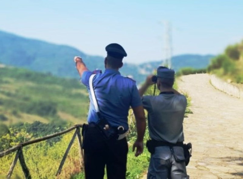 carabinieri soccorrono montagna