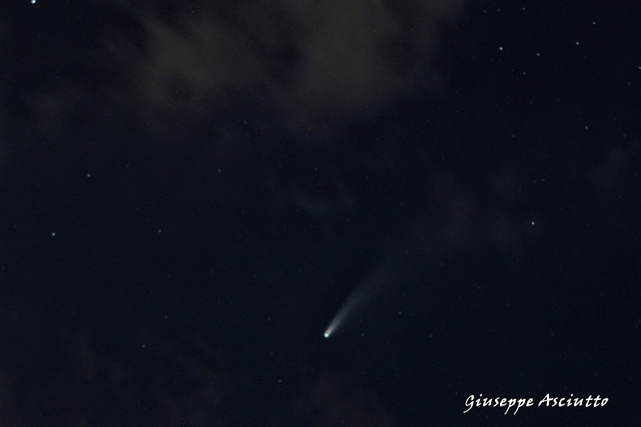 cometa neowise stretto di messina