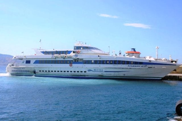 traghetto aliscafo blu jet
