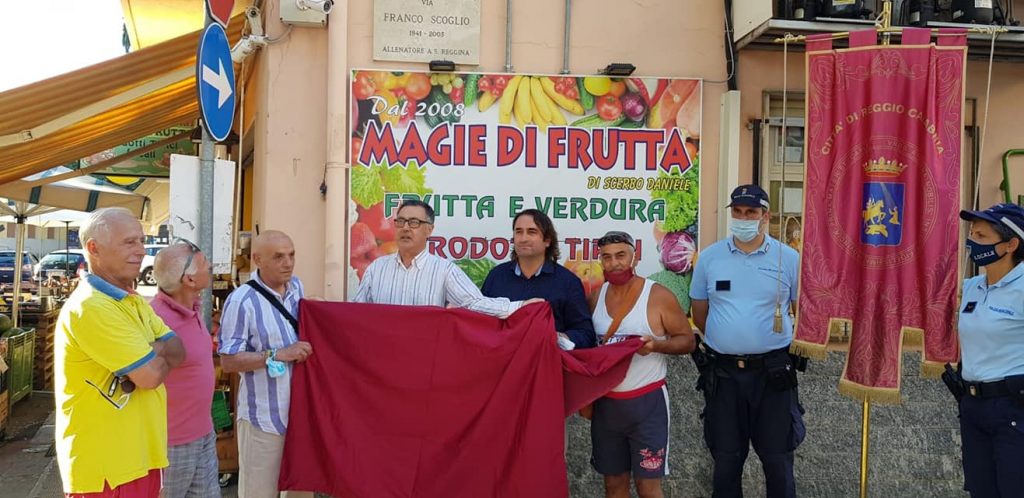 via franco scoglio
