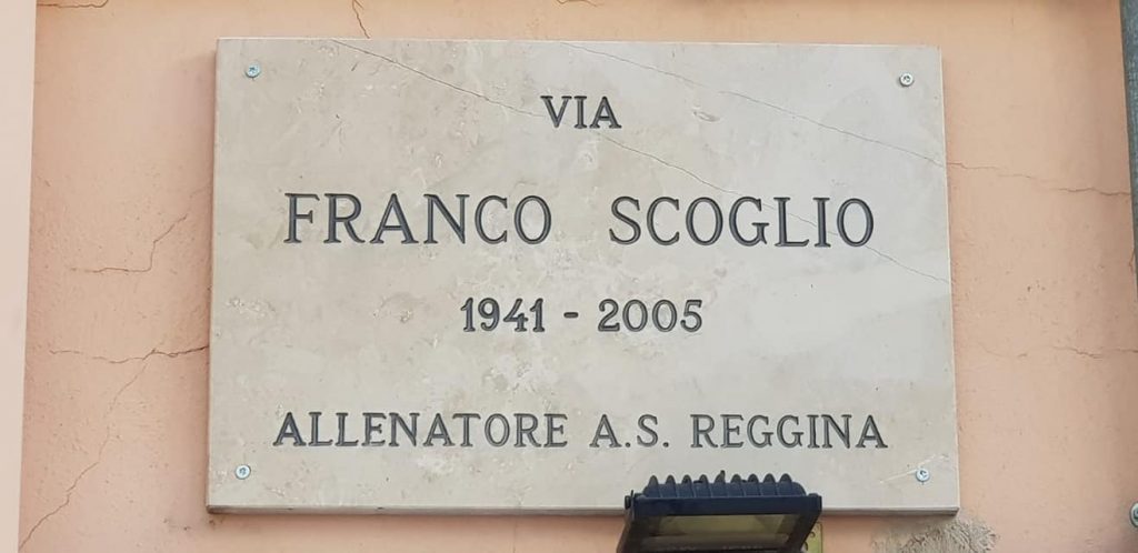 via franco scoglio