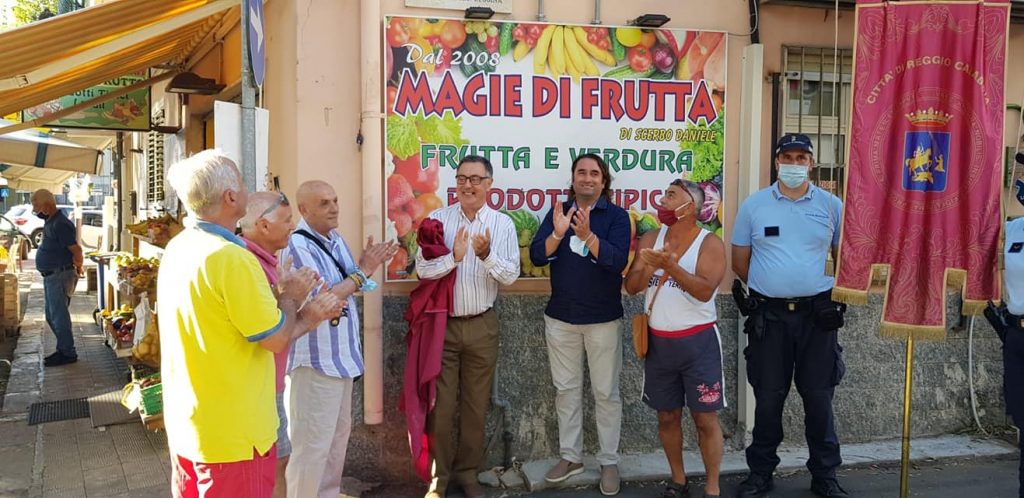 via franco scoglio