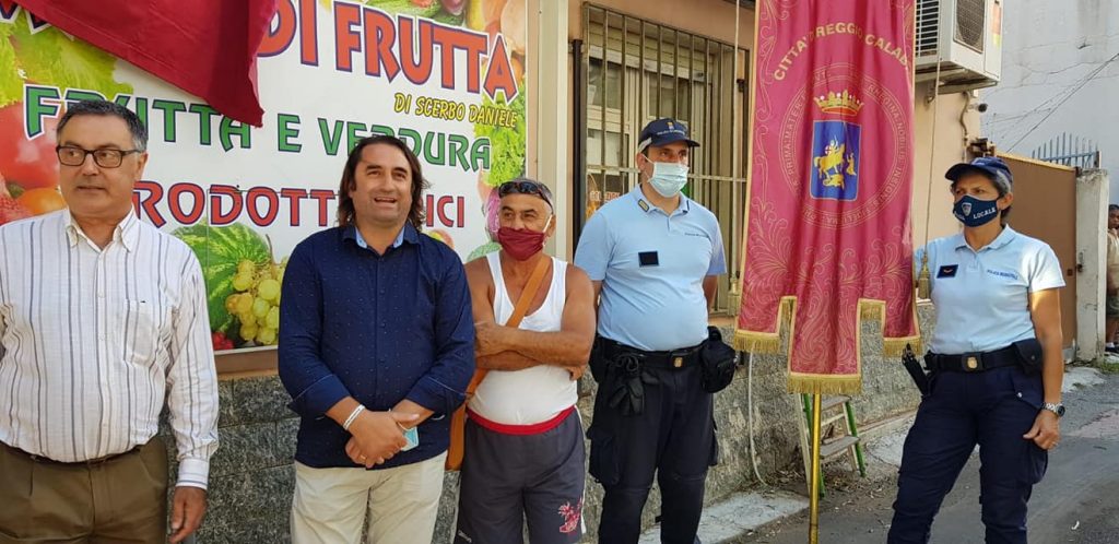 via franco scoglio
