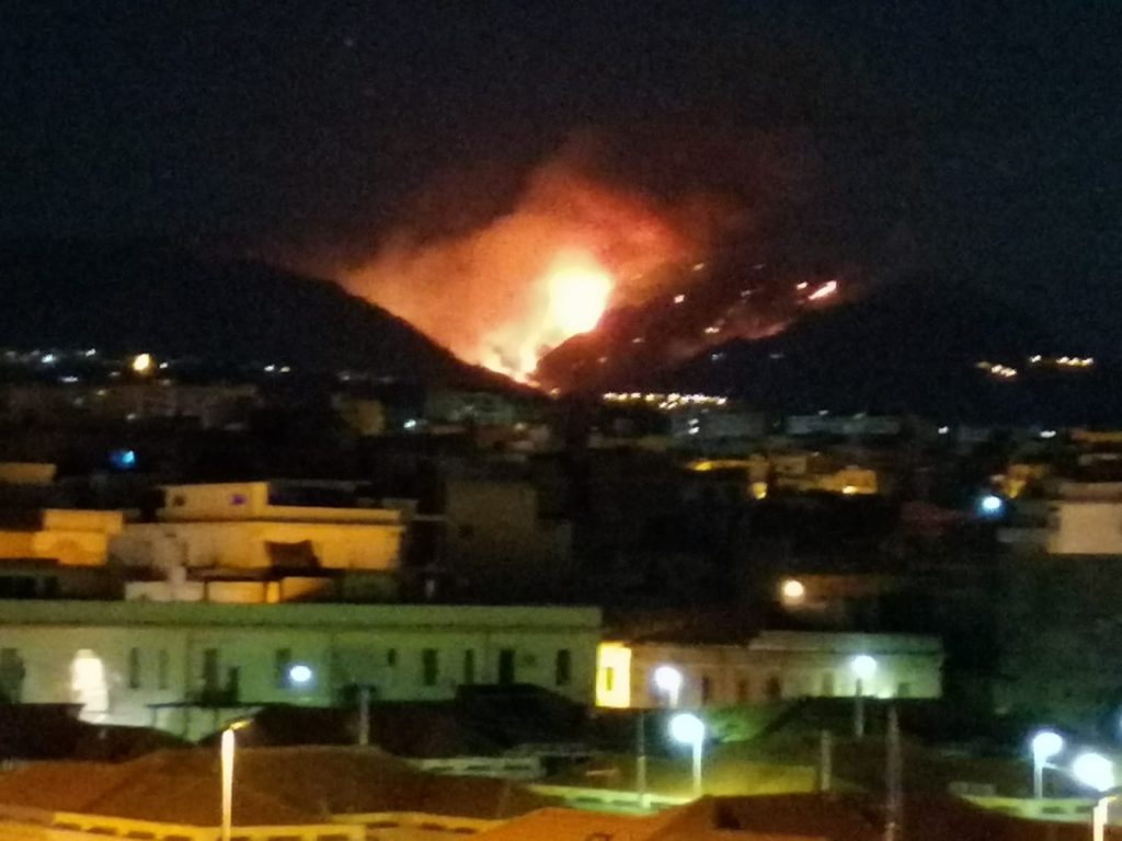 incendio reggio calabria 2 agosto 2020