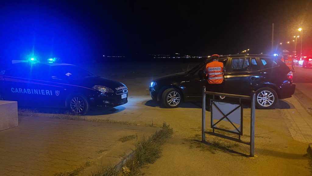 Controlli carabinieri barcellona