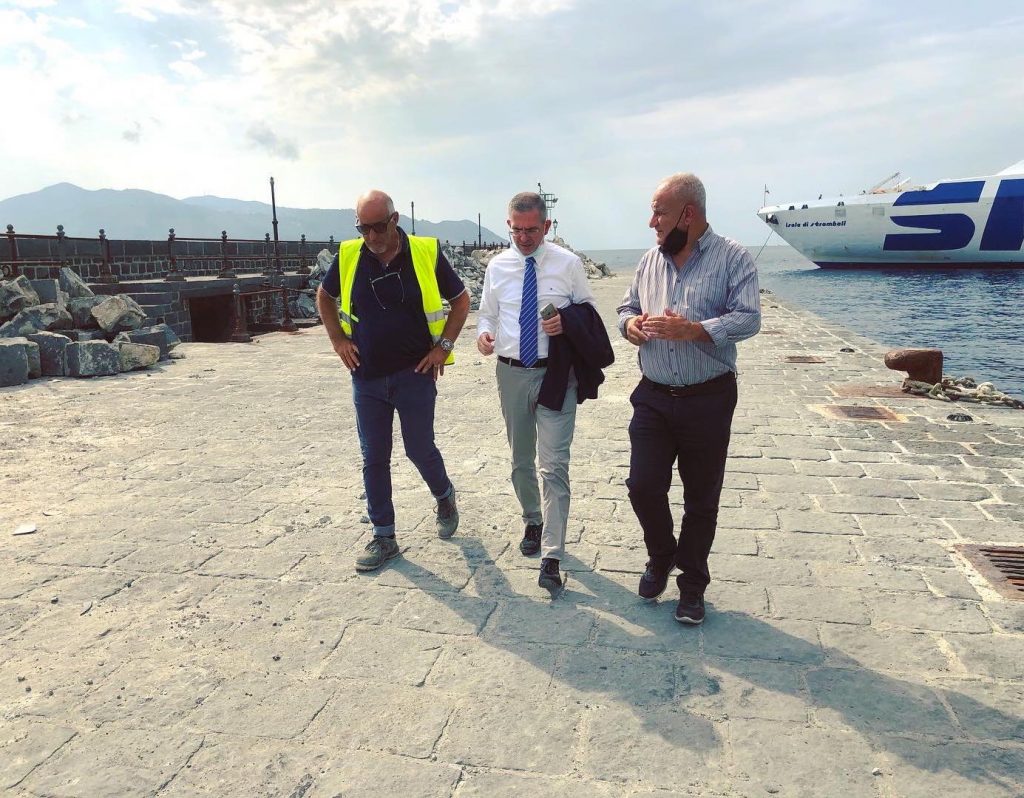 Falcone eolie