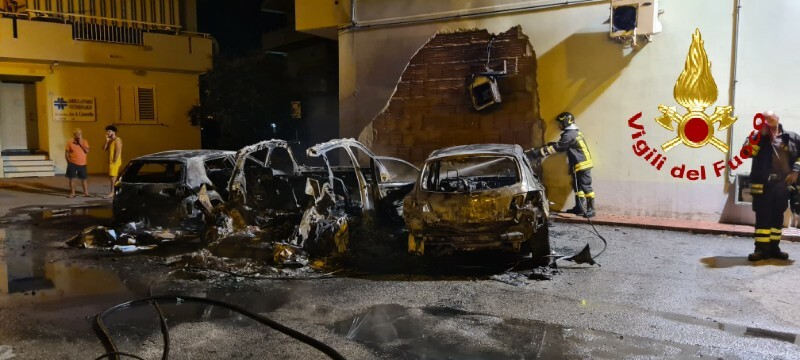 Incendio 5 auto milazzo