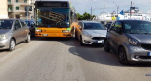 autobus bloccato messina