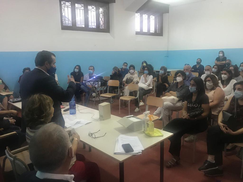 de luca scuola mazzini