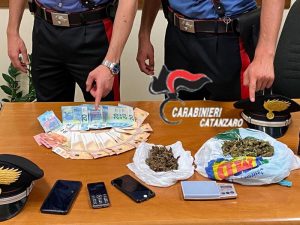 droga catanzaro cropani