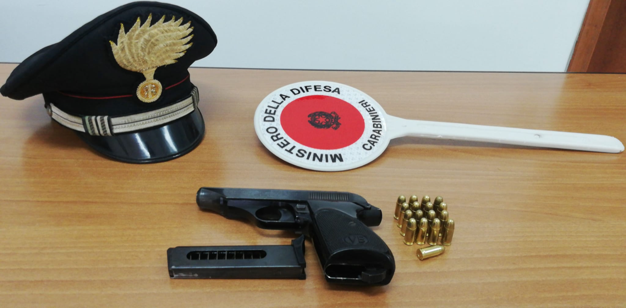 pistola sequestrata carabinieri