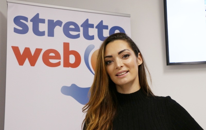 Emilie Nef Naf lady Menez intervista StrettoWeb