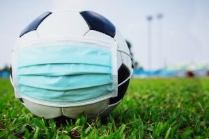 pallone con mascherina