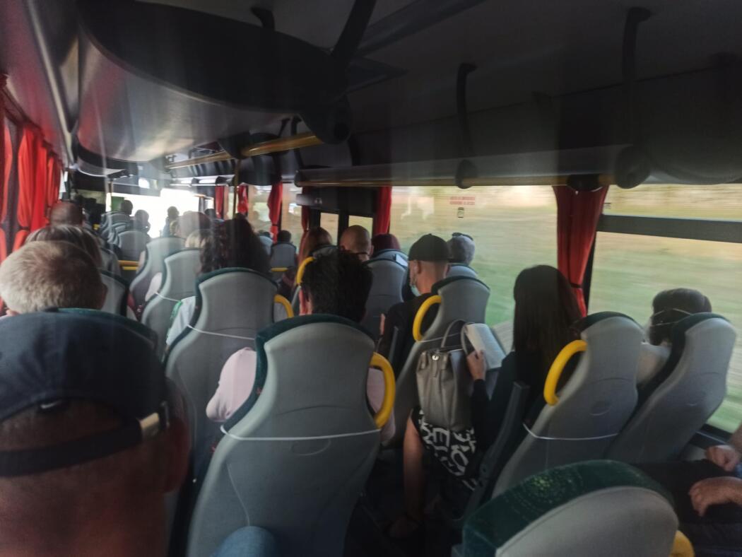 autobus passeggeri