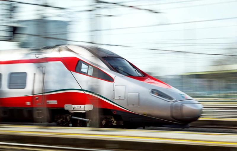 Reggio Calabria, aumentano le corse dei treni per agevolare lo spostamento fra Regioni: 48 le frecce in più dal 17 al 21 dicembre [INFO e DETTAGLI] - Vimarsana News