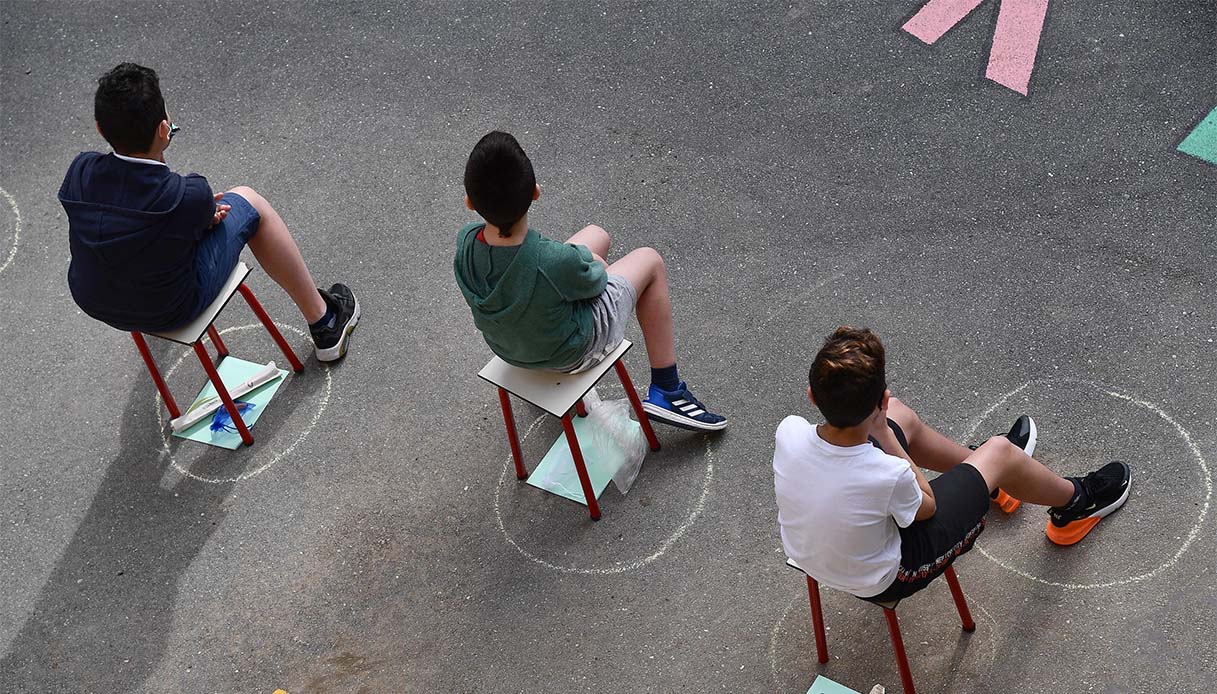 scuola senza banchi