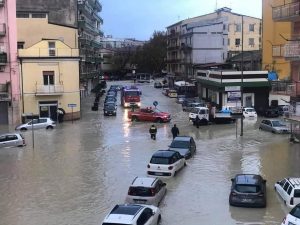 maltempo crotone