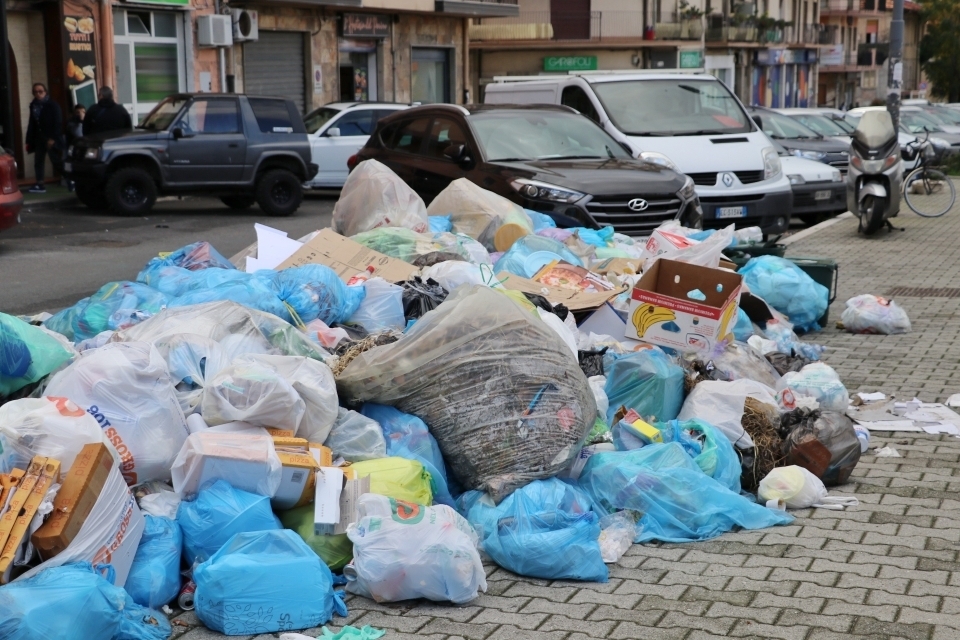 emergenza rifiuti reggio calabria san brunello