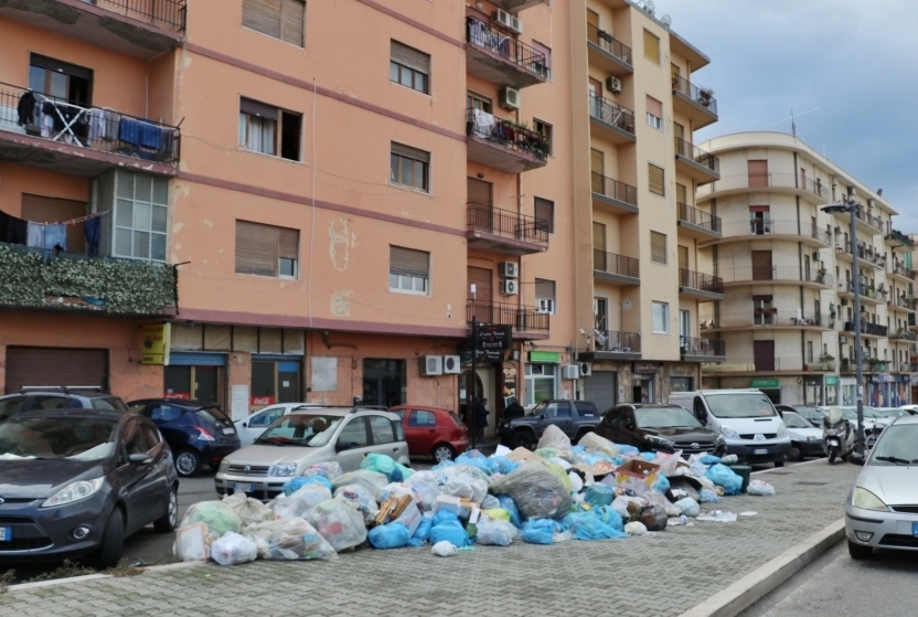 emergenza rifiuti reggio calabria san brunello