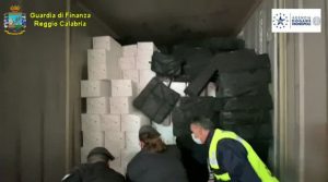 sequestro cocaina porto gioia tauro