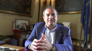 de magistris candidato presidente elezioni regionali calabria