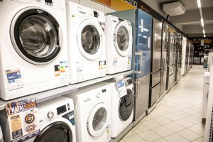 unieuro reggio calabria raee 7