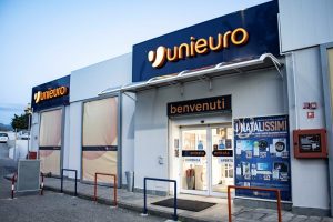 unieuro reggio calabria raee 8