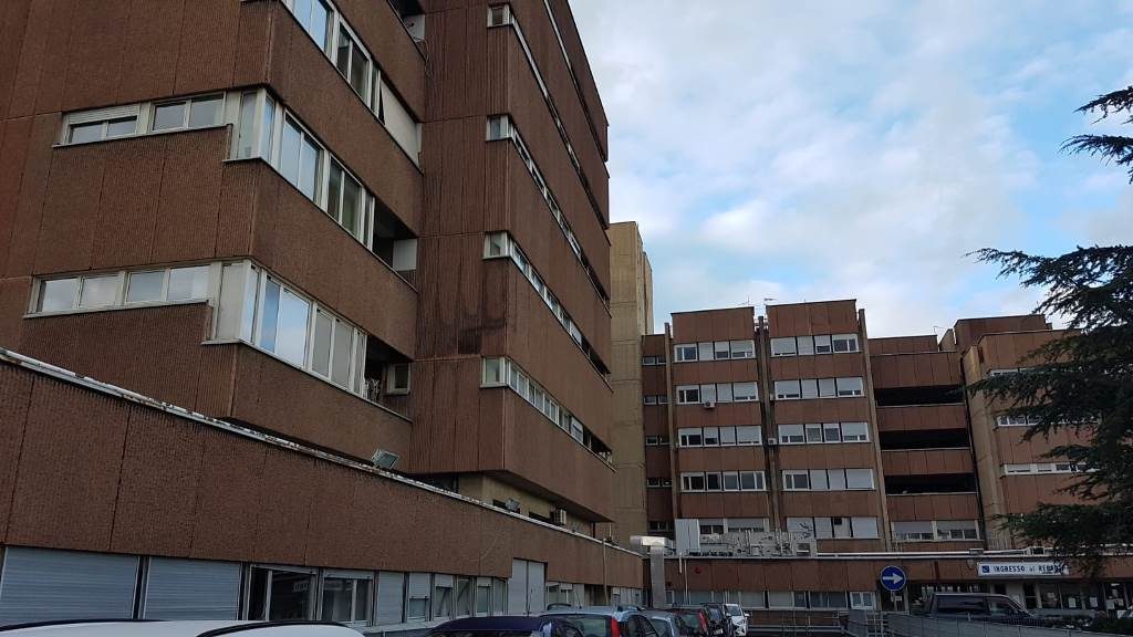 vaccini covid riuniti