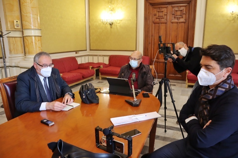 vicesindaco tonino perna incontro giornalisti reggio calabria