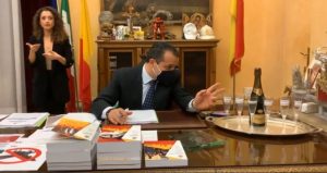 de luca dimissioni sindaco messina