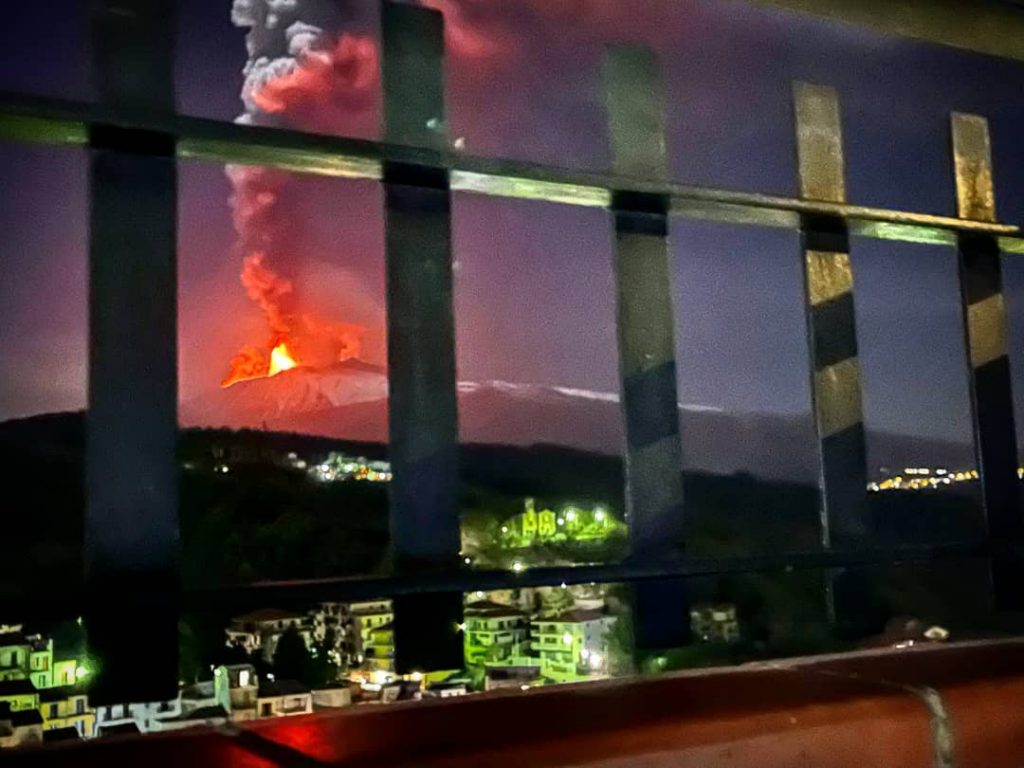 eruzione etna 24 febbraio 2021