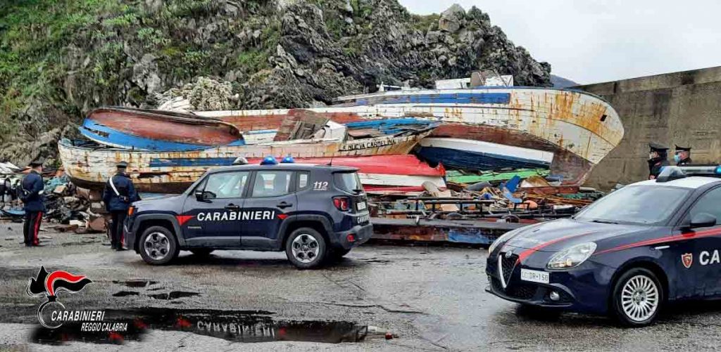 porto bagnara sversamento sequestro