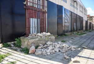 Vandalizzata stele Massimo Mazzetto (3)