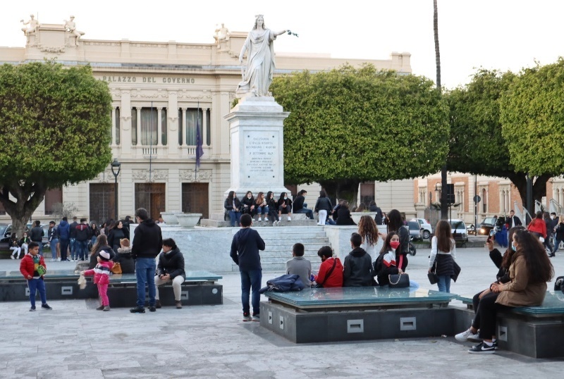 corso garibaldi reggio calabria passeggio shopping