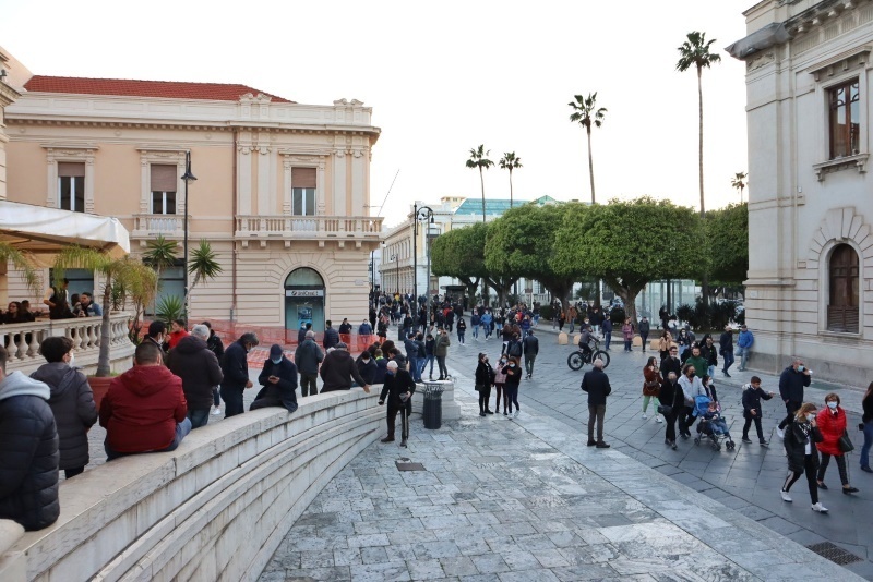 corso garibaldi reggio calabria passeggio shopping