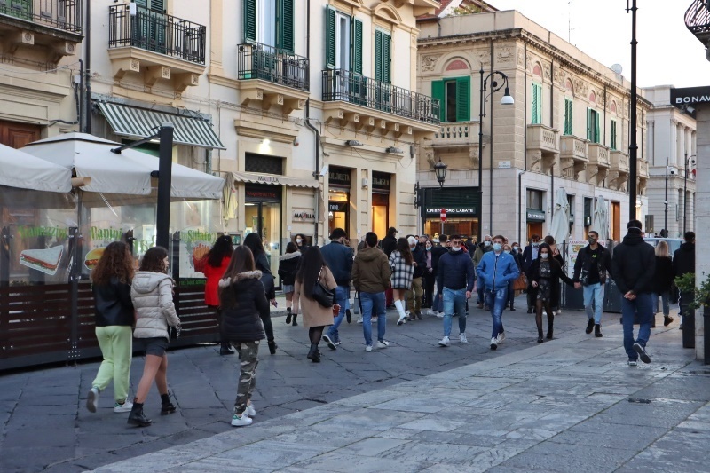 corso garibaldi reggio calabria passeggio shopping