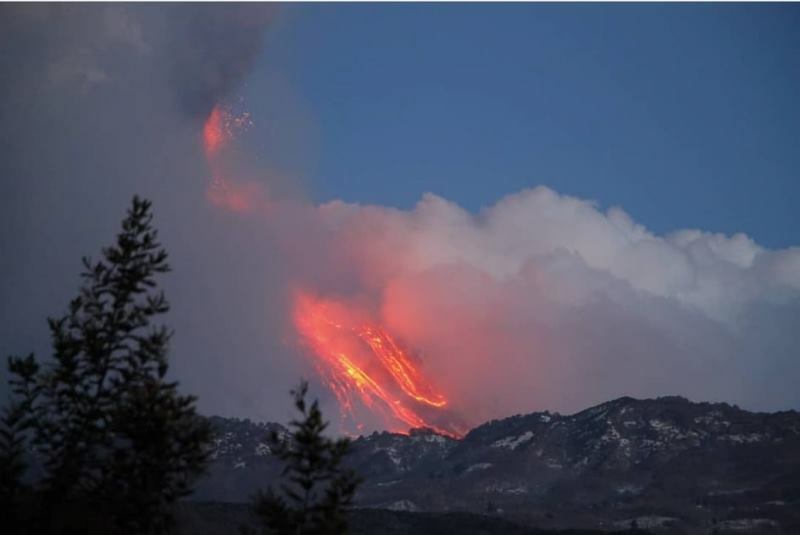 eruzione etna 17 marzo
