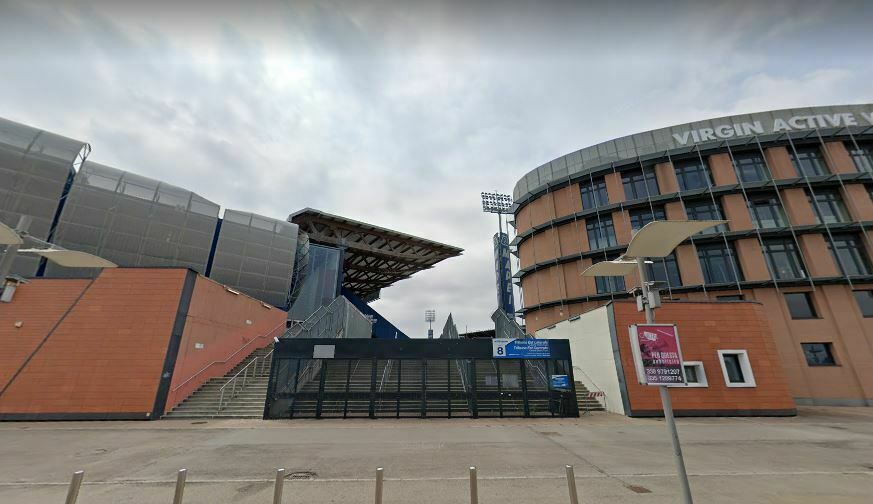 esterno centro commerciale mapei