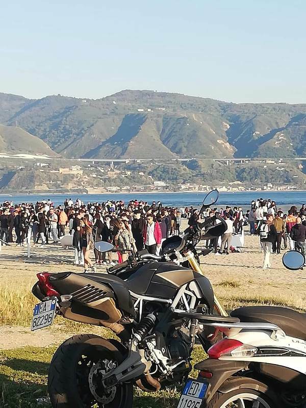 assembramenti torre faro messina