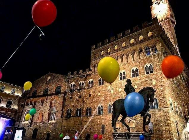 protesta coprifuoco firenze