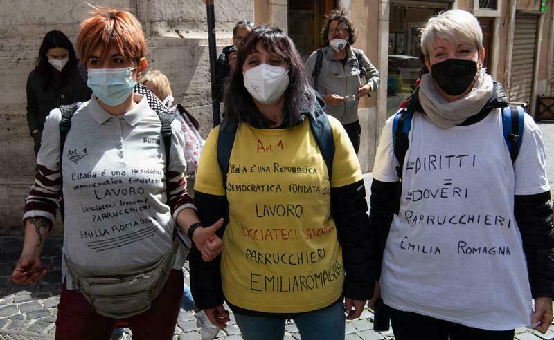 protesta lavoratori roma montecitorio 17