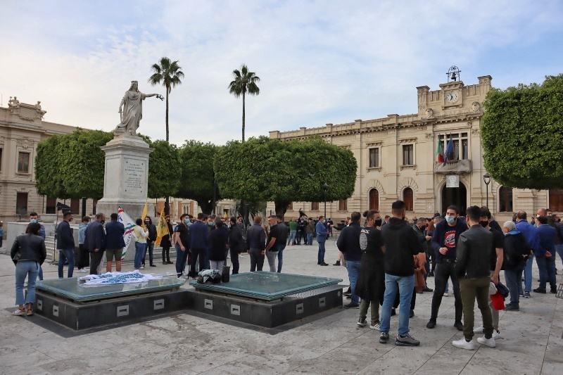 protesta coprifuoco reggio calabria